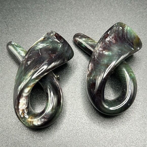 VTG Statement Clip On Acrylic Swirl Ribbon Shape Dark Green 80s - Picture 7 of 9